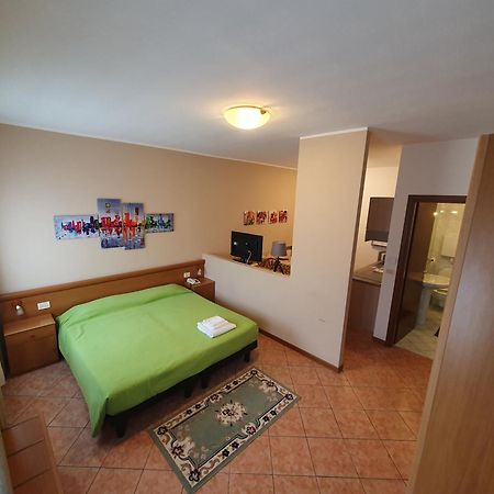 Residence Piccola Oasi ノヴェンタ エクステリア 写真