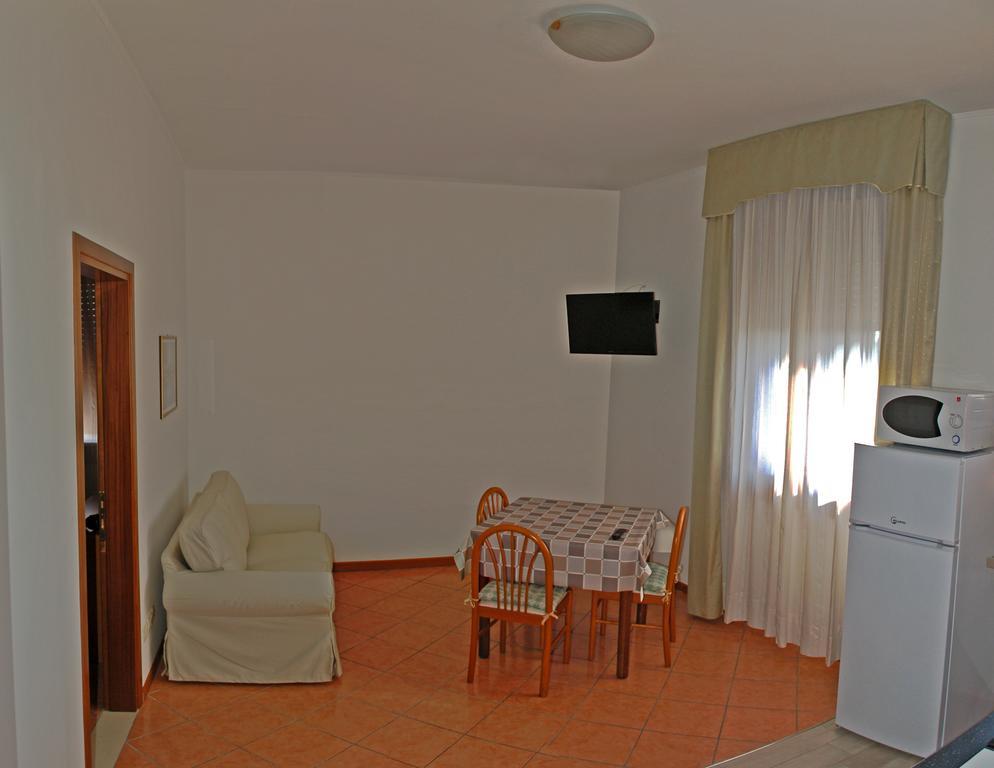 Residence Piccola Oasi ノヴェンタ エクステリア 写真