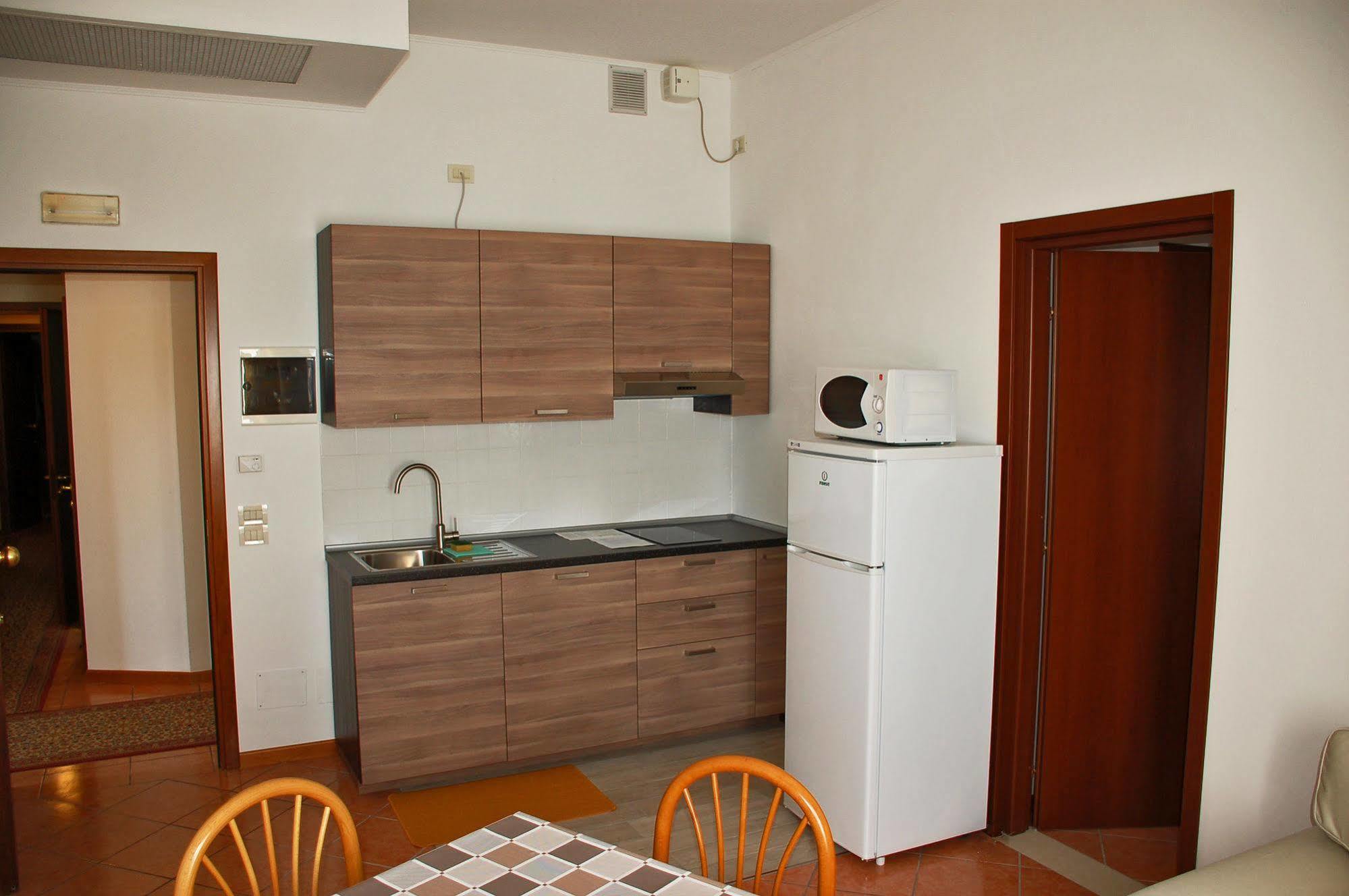 Residence Piccola Oasi ノヴェンタ エクステリア 写真